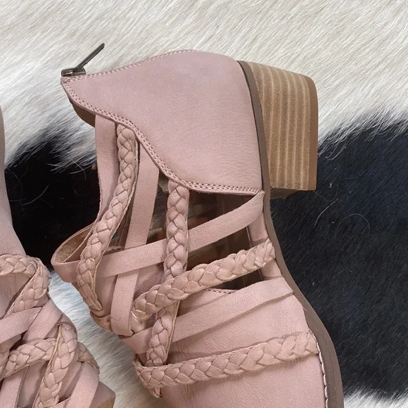 Anthropologie Seychelles So Blue woven leather strappy ankle booties - Picture 3 of 8